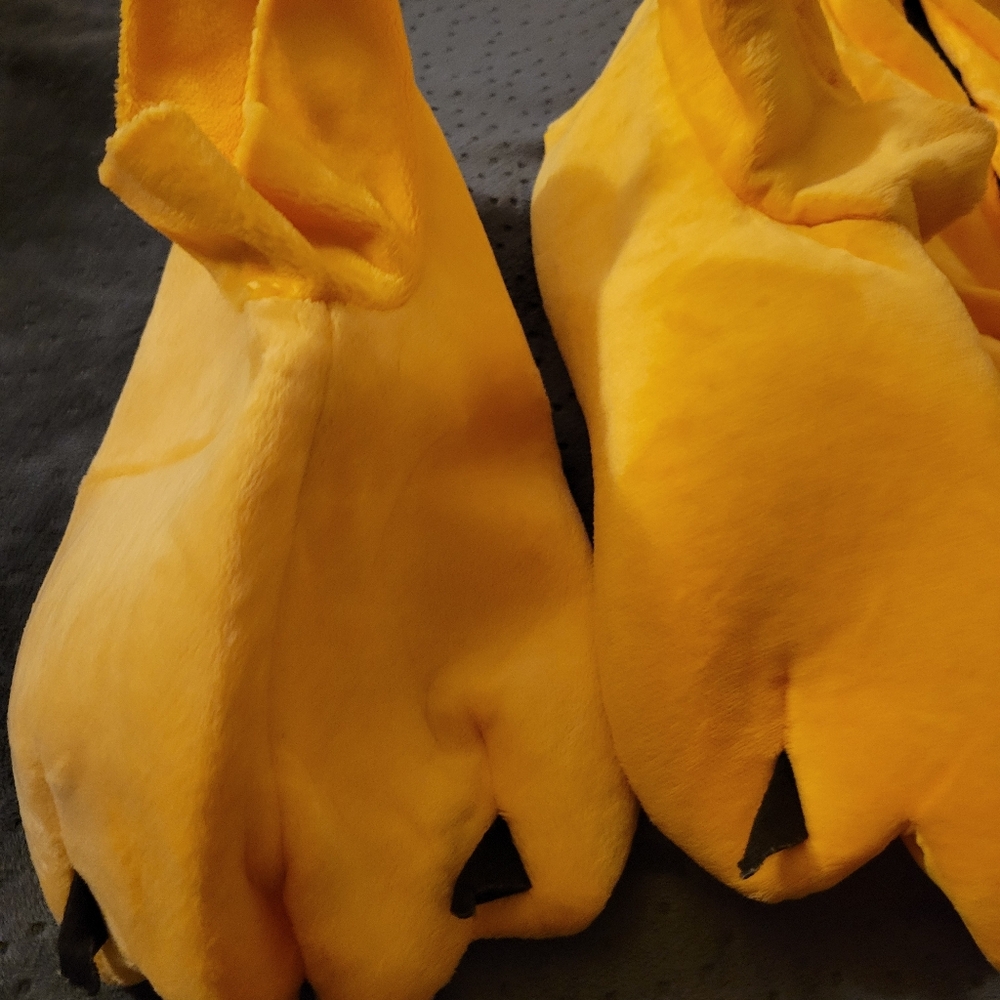 Mens Disney Pluto Costume - Picture 4 of 8